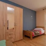 Spacious Borik & Parking Appartement *